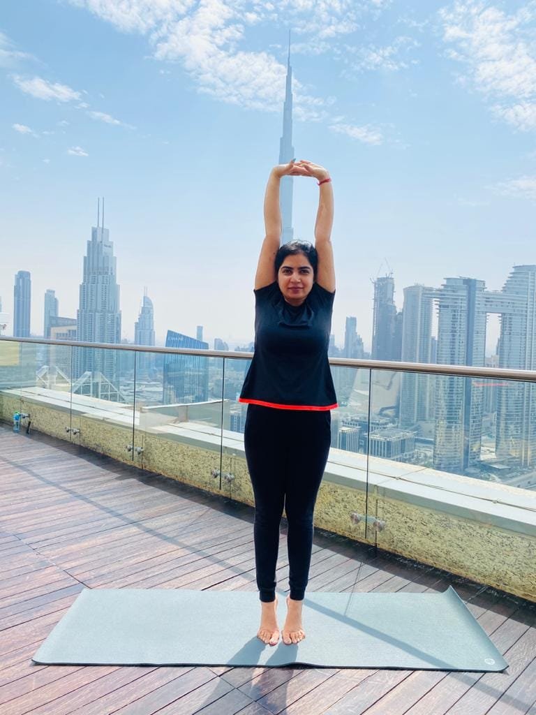 Tadasana - Palm Tree Pose